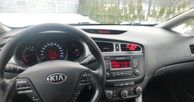 Kia Ceed cena 23900 przebieg: 188245, rok produkcji 2013 z Turek małe 37